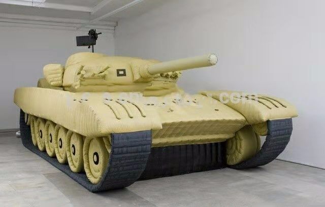 平遥大型军用坦克车